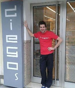 Codevigo. Diego Baldina, da parrucchiere a consulente d’immagine grazie al reality