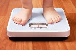 Il sovrappeso infantile colpisce 427 milioni di bambini: 500.000 nel sud Europa