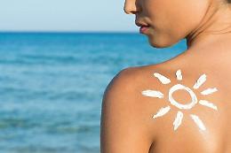 Sotto il sole pelle al sicuro dalle scottature