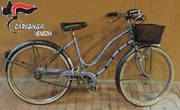 Mira, ladri di bicicletta in azione: due arrestati