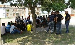 Profughi, a Cona arrivano i Parlamentari. Il sindaco: "Per i cittadini solo oneri
