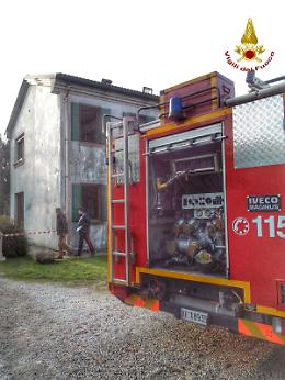Incendio a Vigonza, a fuoco un'abitazione e un garage