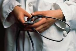 Ospedale di Rovigo, la protesta: "Un medico per nove reparti"