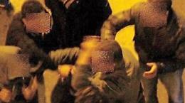 Porto Viro, madre e figli contro un chioggiotto: scoppia la rissa in un bar del centro