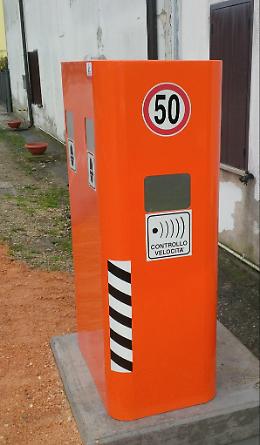 Agna, installati quattro nuovi velobox per scoraggiare chi corre