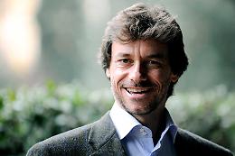 Stra, Alberto Angela saluta da Villa Pisani durante le riprese di Ulisse (video)