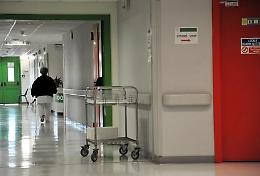 Trecenta (RO), infermiera ruba ai pazienti in ospedale: una denuncia