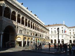 Domenica a Padova "Sani saporti" per una corretta alimentazione