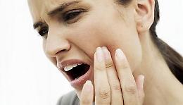 Evitare il mal di denti in vacanza in tre mosse