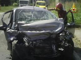 Frontale a Polverara (PD), auto contro camion: ferita 21enne di Piove di Sacco