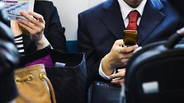 Adria, arrivano le panchine hi-tech per ricaricare i telefonini