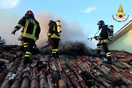 Galliera Veneta (PD), malfunzionamento di una canna fumaria provoca un incendio