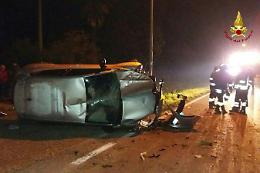Vigonza, un'auto si rovescia sulla Sp 88