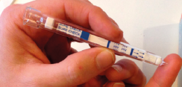 Hiv, ora il test lo compri in farmacia e lo fai a casa