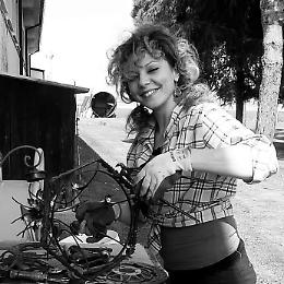 Sta per aprire la mostra di Laura Palumbo nella sua Cavarzere