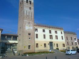 Camposampiero: la città muore. I cittadini spariscono e i negozi chiudono