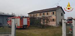 Piove di Sacco: incendio in via Madonna del Popolo, intervenuti i vigili del fuoco