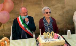 Saonara: Nonna Antonietta compie cento anni al tempo del coronavirus