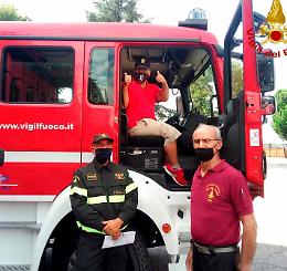 Rovigo: un regalo speciale per “Seba il pompiere”