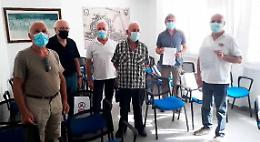 Rovigo, cattivi odori e traffico: consegnate oltre 500 firme