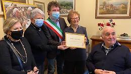 Adria, Ail Rovigo ha consegnato l'attestato di encomio ai coniugi Bellato