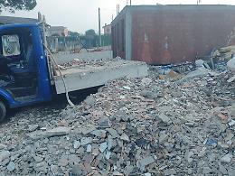 Chioggia: scarico illecito di rifiuti a Canal di Valle, interviene la Polizia Locale
