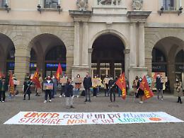 Studenti in Piazza per la riduzione delle tasse: "Unipd così è TooMuch"