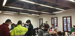 Este, i ragazzi di terza media preparano il kit di mascherine per la città