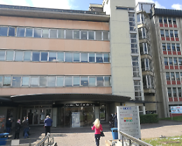 In fiamme la lavanderia dell'Ospedale San Bortolo di Vicenza: fumo invade i reparti, nessun ferito