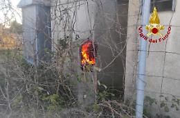 Chioggia, incendio al passaggio a livello