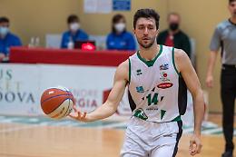 Basket, Antenore Energia sconfitta a Civitanova: obiettivo salvare i playoff