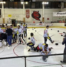 HOCKEY IN LINE - Quel diavolo di uno scudetto finalmente a Vicenza: Mc Control batte Milano Quanta in finale