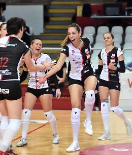Volley B1 play off promozione - Anthea Vicenza pareggia con Vivigas Arena, fa suo il golden set e va in finale