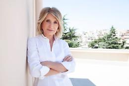 Rosolina Mare, Tiziana Ferrario apre "Parole d&rsquo;Autore"