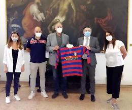 Rovigo, la città festeggia la squadra di rugby