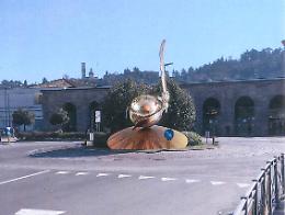 Vicenza, il monumento agli alpini davanti alla stazione avrà una penna alta sei metri