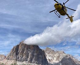 Corde incastrate in parete sulle Cinque Torri: alpinisti recuperati dal soccorso