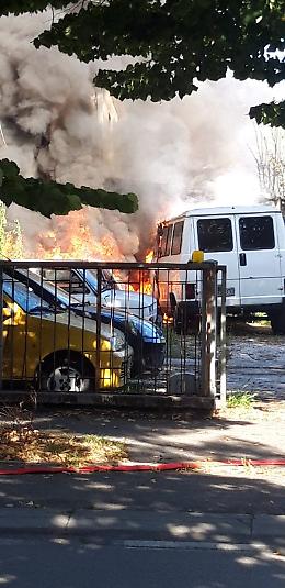 Padova, incendio in un'autofficina nel quartiere Sacro Cuore