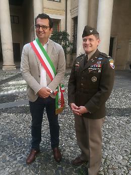 Vicenza, il "sindaco" americano Gomlak ricevuto da quello vicentino a palazzo Trissino