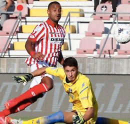 Calcio, serie B - Il Vicenza affonda al Menti contro il Frosinone: 0-2