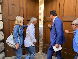 Il Sindaco entra a Palazzo Thiene ufficialmente da proprietario