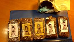 Trovati 6 kg di hashish e cocaina sull'argine dell'Astico grazie ad un agente a 4 zampe