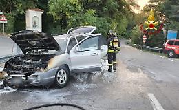 Arcugnano, s'incendia un auto: il conducente rimane illeso