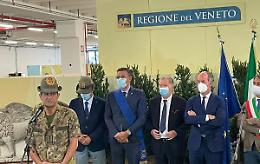 Veneto: il generale Figliuolo all’hub di Villorba per la terza dose