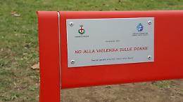 Violenza sulle donne: inaugurate le panchine rosse a Padova