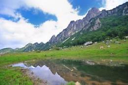 Recoaro, malore mortale sul sentiero per la malga Boffetal: muore un settantenne