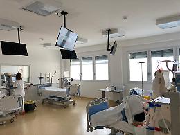 Asiago, la Rigoni regala sei televisori al reparto di emodialisi dell'ospedale