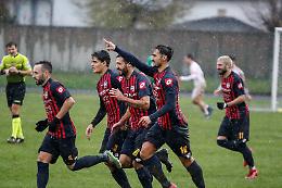 Calcio serie D, la Luparense tallona l’Arzignano