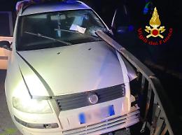 Incidente a S. Germano dei Berici, auto contro ponte: la ringhiera s'infilza nell'abitacolo. Ferito grave