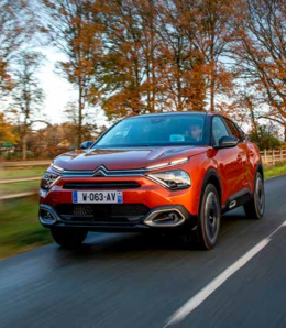 Forma e sostanza per la nuova Citroen C4 e nuova Citroen E-C4 Electric